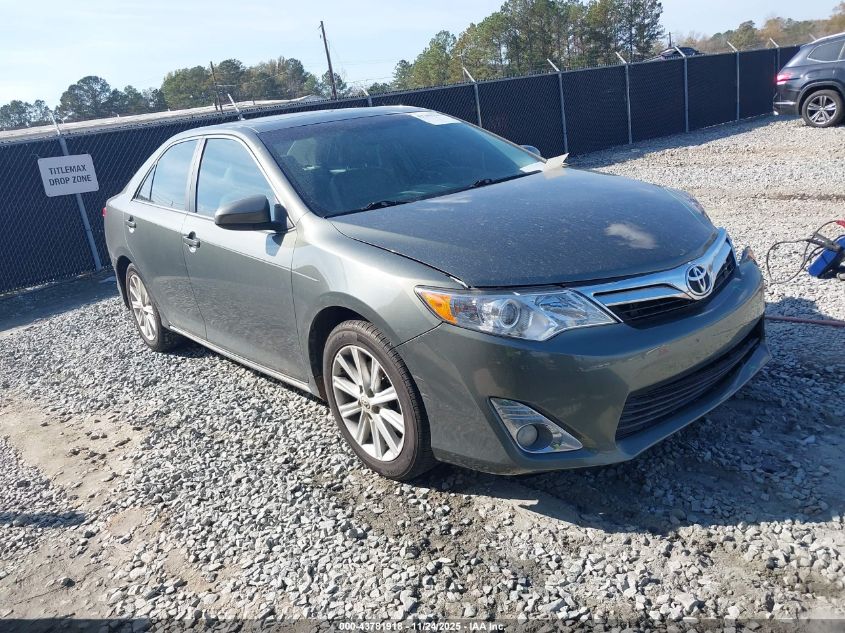 TOYOTA CAMRY XLE V6