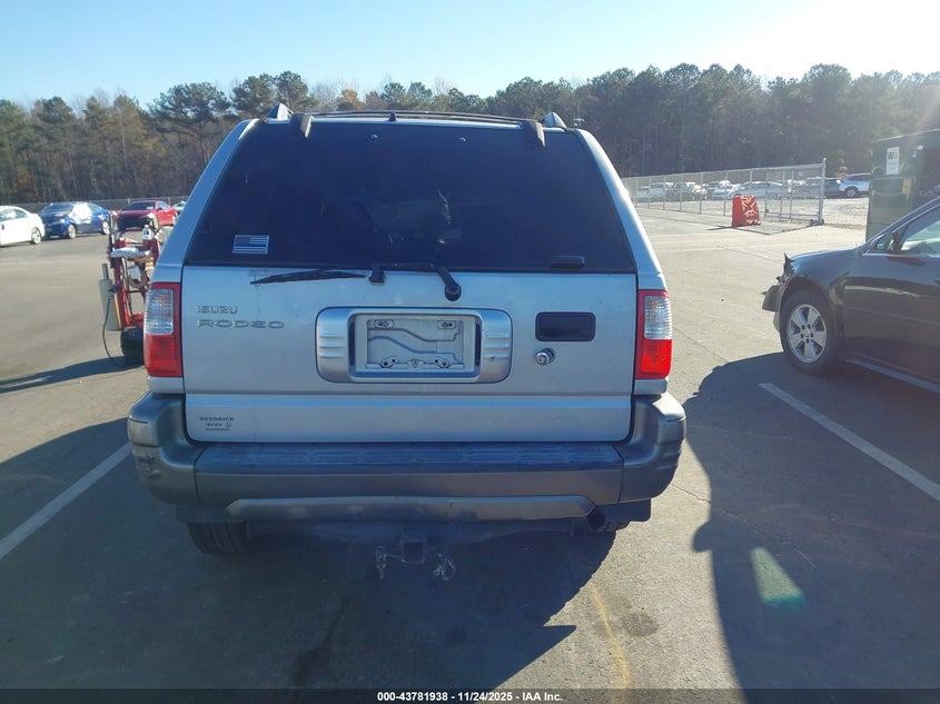 2002 Isuzu Rodeo Ls 3.2L V6/Lse 3.2L V6/S 3.2L V6 VIN: 4S2CK58W024304913 Lot: 43781938