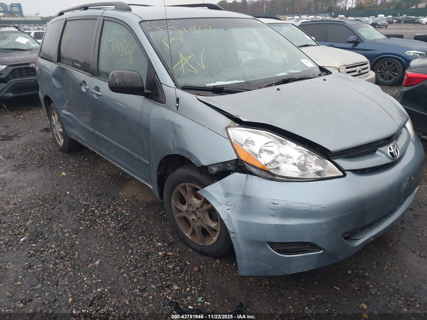 2006 Toyota Sienna Le