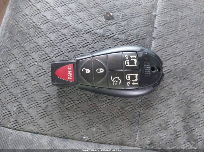 2010 Chrysler Town & Country Lx VIN: 2A4RR4DE7AR315132 Lot: 43782034