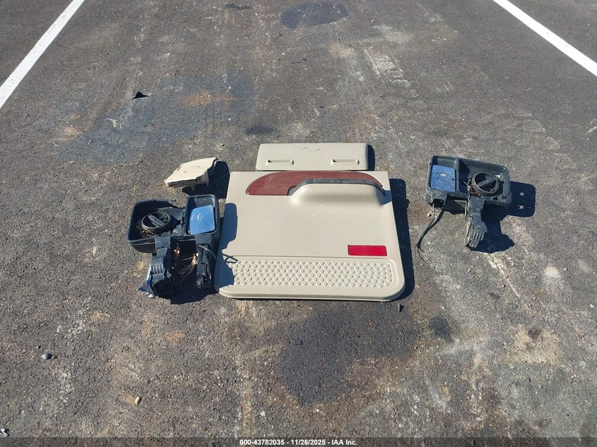 2005 Ford F-250 Lariat/Xl/Xlt VIN: 1FTSW21P65EA75892 Lot: 43782035