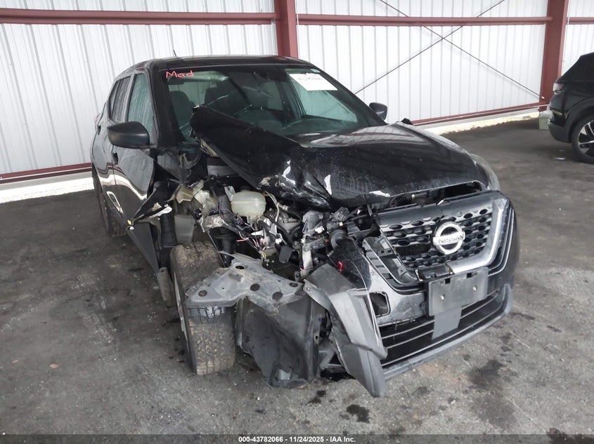 NISSAN KICKS S XTRONIC CVT