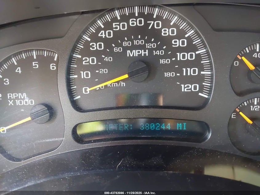 2004 Chevrolet Tahoe Z71 VIN: 1GNEK13Z14R320307 Lot: 43782086