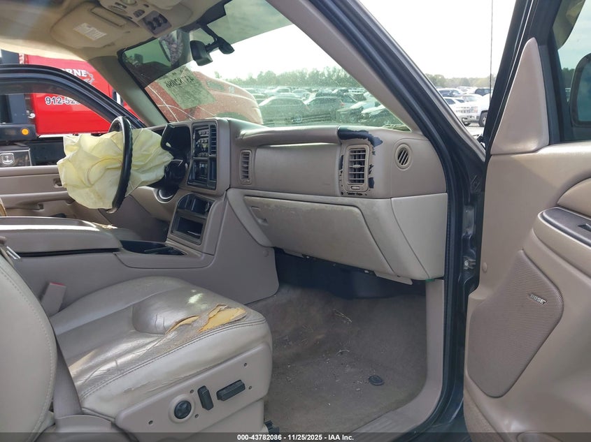 1GNEK13Z14R320307 2004 CHEVROLET TAHOE photo no. 5