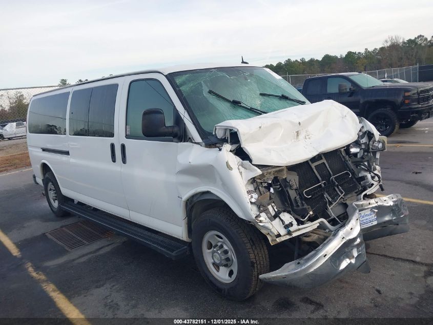 CHEVROLET EXPRESS LT