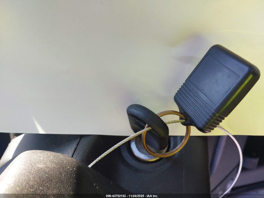 2013 Ford F-150 Xl VIN: 1FTMF1CM4DFC77225 Lot: 43782152