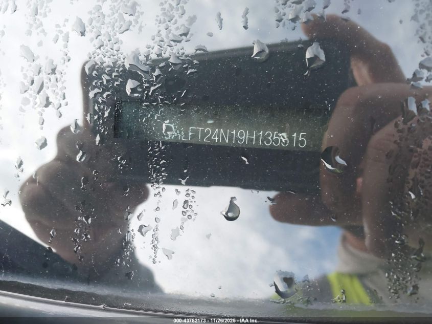 2009 Land Rover Lr2 Hse VIN: SALFT24N19H135515 Lot: 43782173