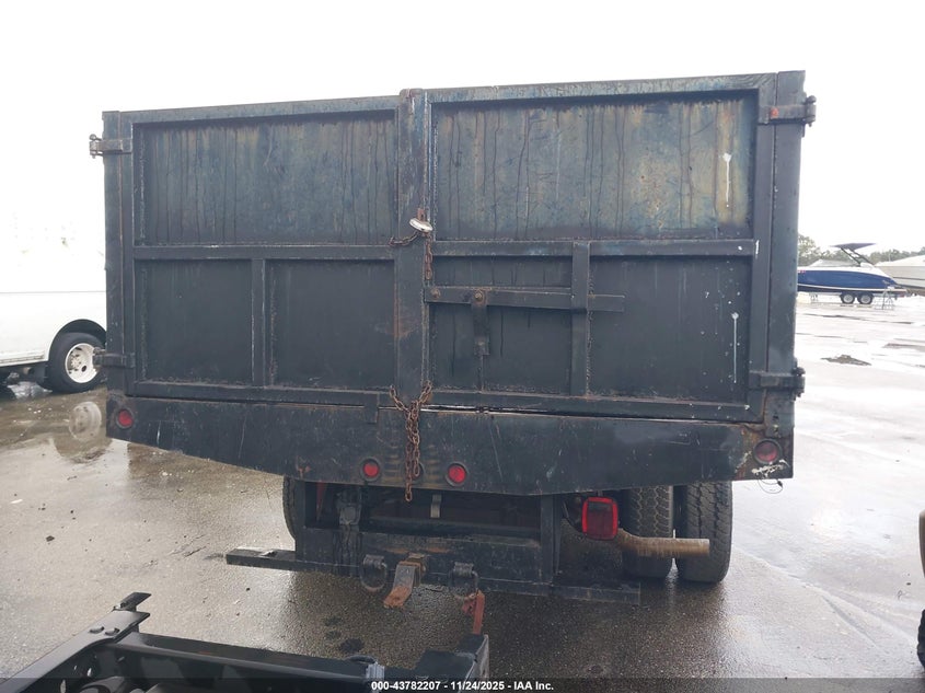 2005 Ford F-350 Xl/Xlt VIN: 1FDWF36P65EB33138 Lot: 43782207