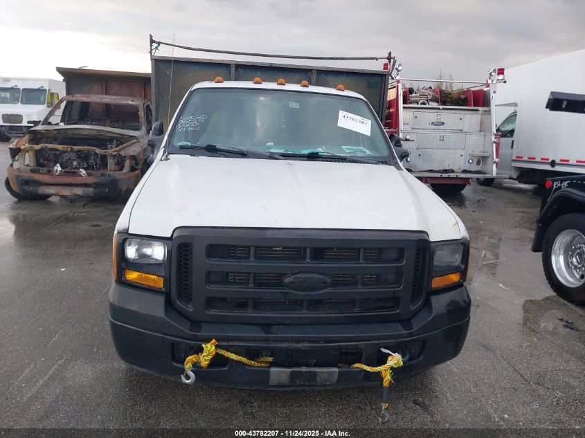 2005 Ford F-350 Xl/Xlt VIN: 1FDWF36P65EB33138 Lot: 43782207