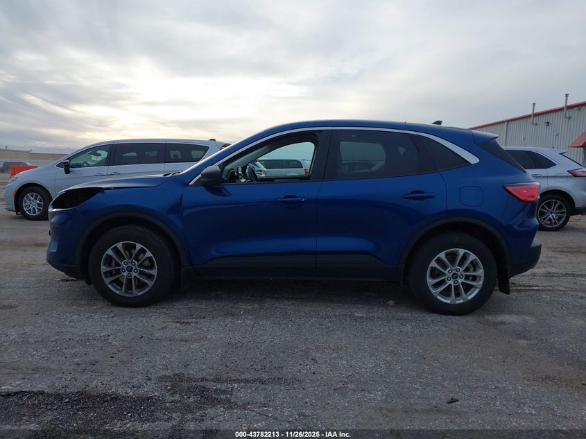 2022 Ford Escape Se VIN: 1FMCU9G65NUB54313 Lot: 43782213