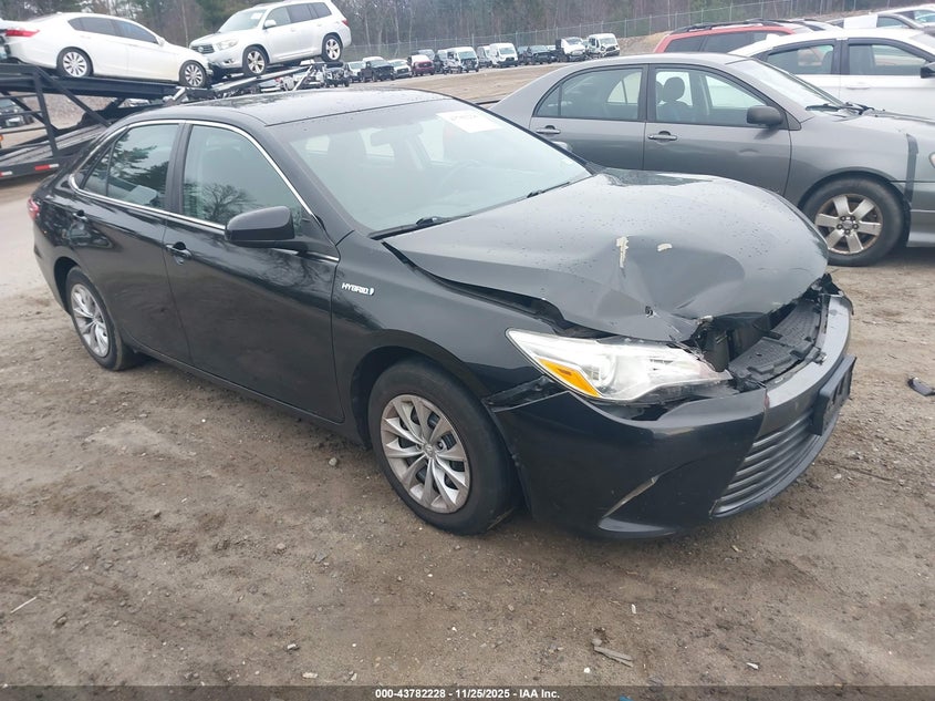 TOYOTA CAMRY HYBRID LE