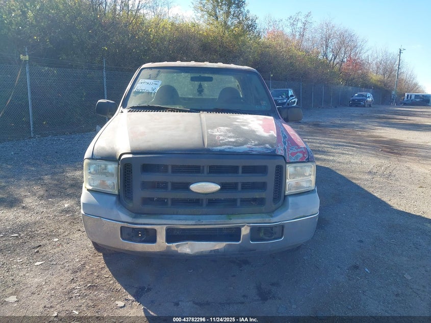 2005 Ford F-350 Lariat/Xl/Xlt VIN: 1FTWW305X5EB47703 Lot: 43782296