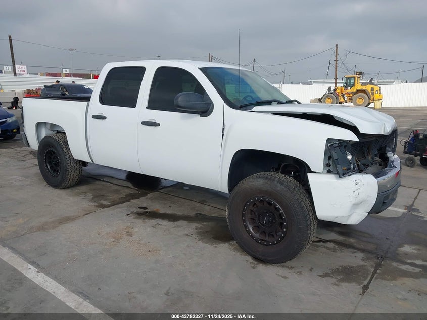 2GCEC13C581111930 2008 Chevrolet Silverado 1500 Lt1 auction photo 1