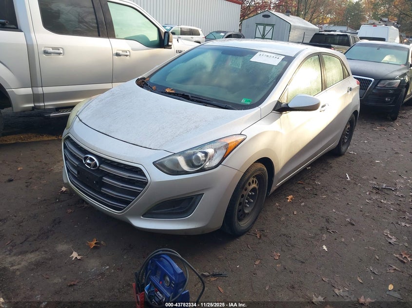 KMHD35LH1HU373118 2017 HYUNDAI ELANTRA photo no. 2