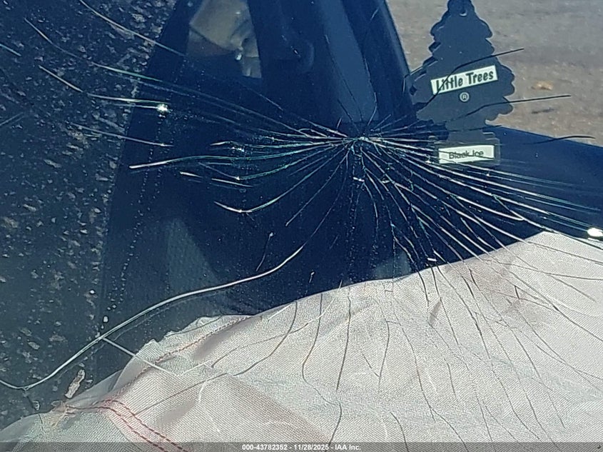 2018 Nissan Rogue Sport S VIN: JN1BJ1CP0JW105336 Lot: 43782352