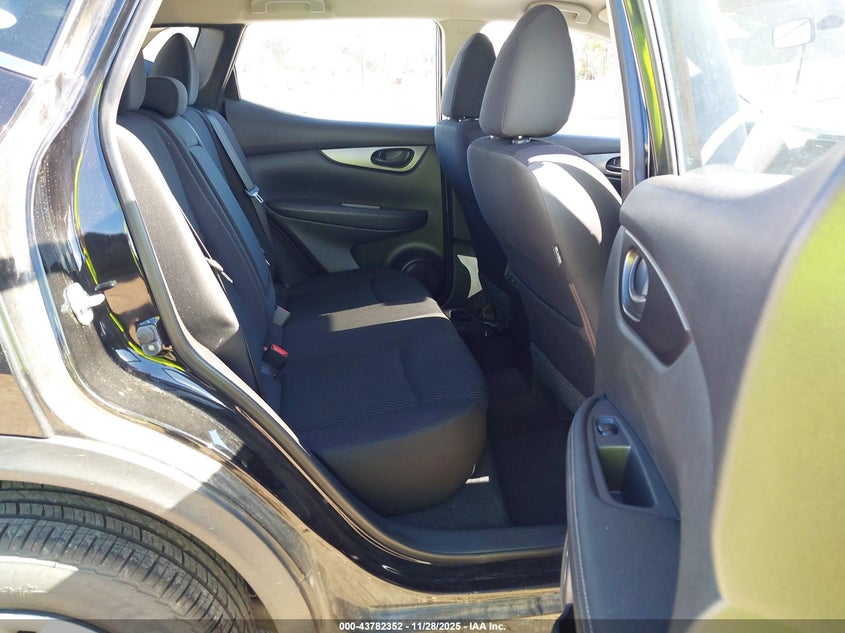 2018 Nissan Rogue Sport S VIN: JN1BJ1CP0JW105336 Lot: 43782352