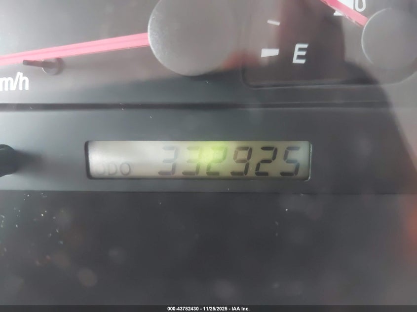 2003 Toyota Camry Le VIN: JTDBE32K830240623 Lot: 43782430