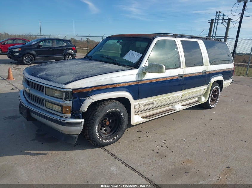 1GBEC16R7XJ514462 1999 CHEVROLET EXPRESS photo no. 2