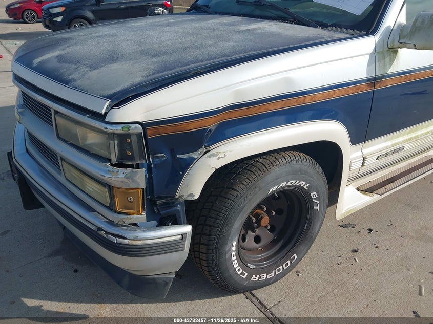 1999 Chevrolet Suburban 1500 VIN: 1GBEC16R7XJ514462 Lot: 43782457