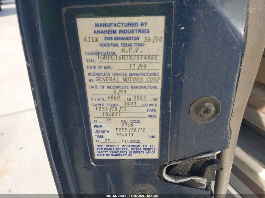 1999 Chevrolet Suburban 1500 VIN: 1GBEC16R7XJ514462 Lot: 43782457