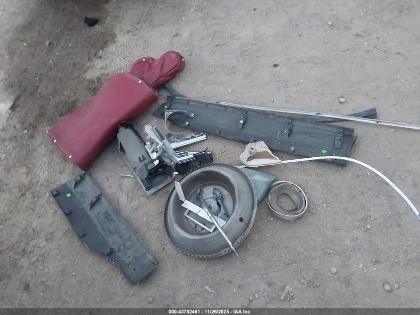 1965 Cadillac Deville VIN: 000000000F5242712 Lot: 43782461