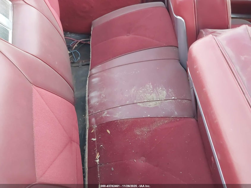 1965 Cadillac Deville VIN: 000000000F5242712 Lot: 43782461