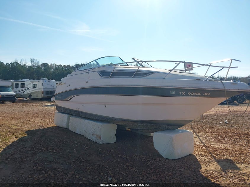 1999 CHAPPARAL 260 auction photo 1