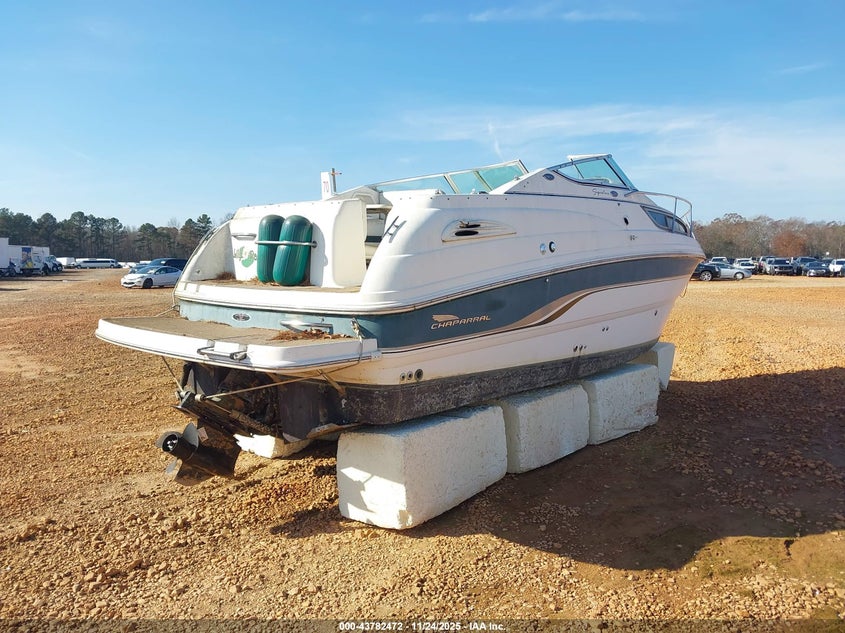 1999 CHAPPARAL 260 auction photo 4