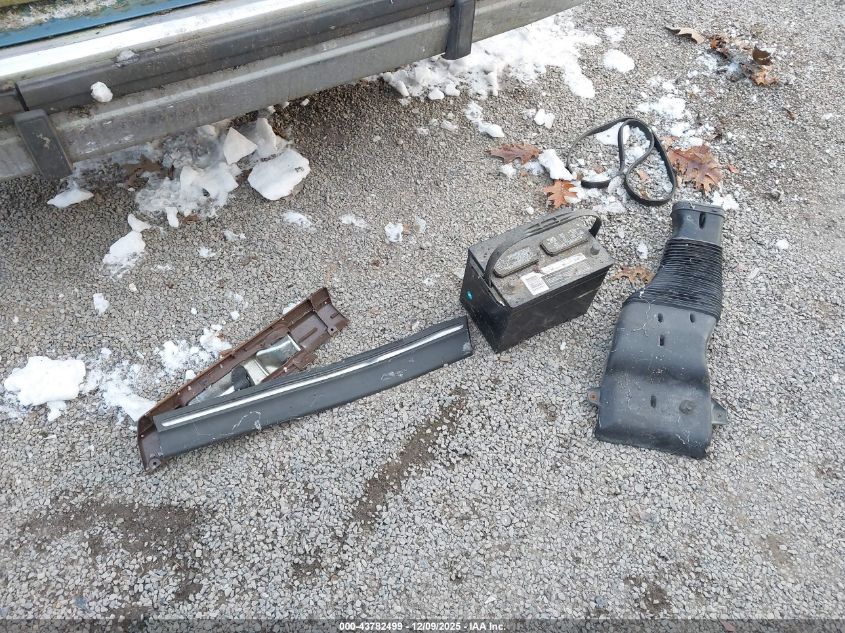 1989 Mercury Grand Marquis Gs VIN: 2MEBM74F0KX724293 Lot: 43782499