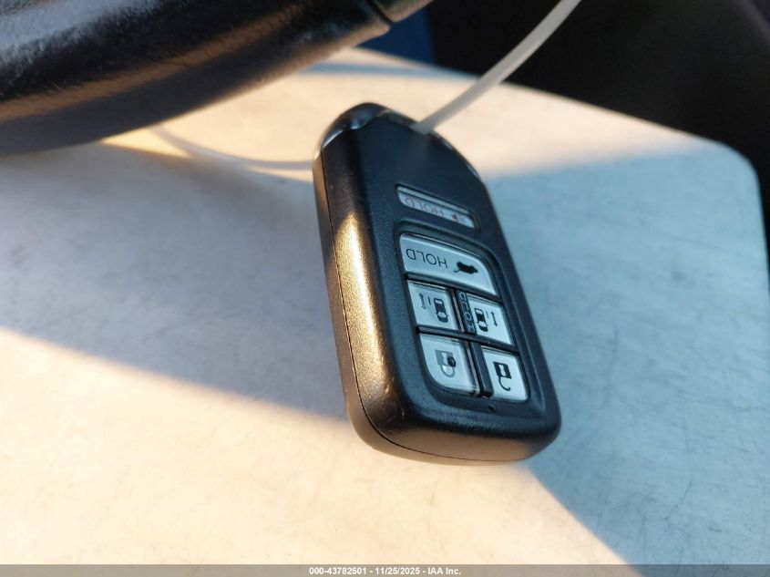 2014 Honda Odyssey Ex-L VIN: 5FNRL5H6XEB093719 Lot: 43782501