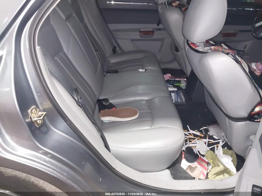 2006 Chrysler 300C VIN: 2C3KA63H76H395734 Lot: 43782530