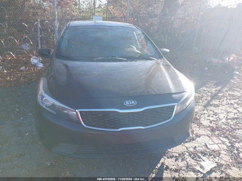 2018 Kia Forte S VIN: 3KPFL4A75JE274680 Lot: 43782555