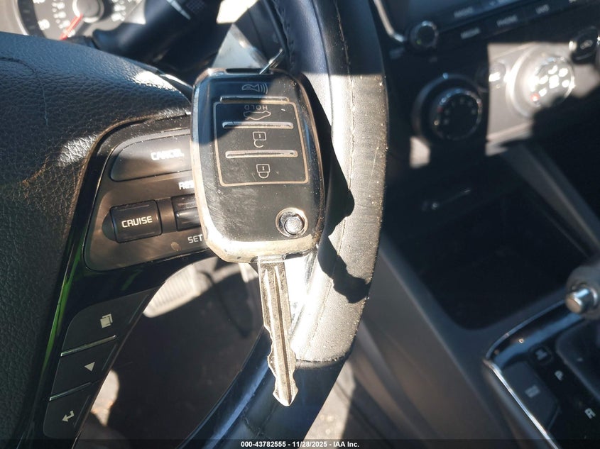 2018 Kia Forte S VIN: 3KPFL4A75JE274680 Lot: 43782555