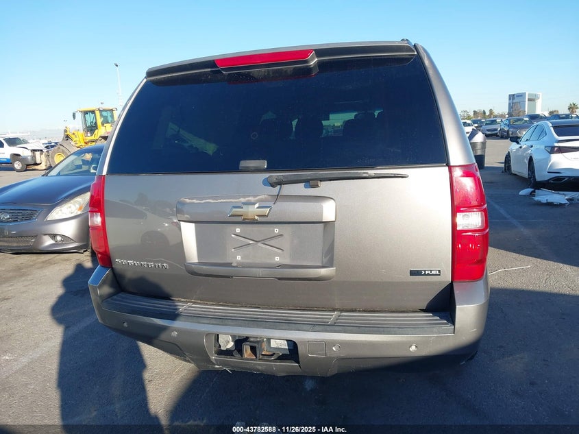 2007 Chevrolet Suburban 1500 Lt VIN: 3GNFC16087G285798 Lot: 43782588