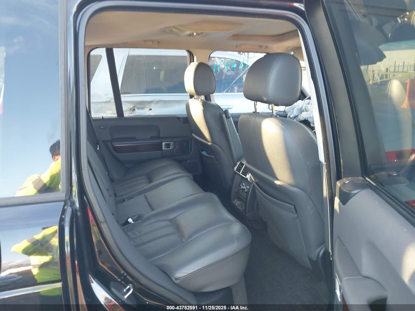 2007 Land Rover Range Rover Hse VIN: SALME15417A260599 Lot: 43782591