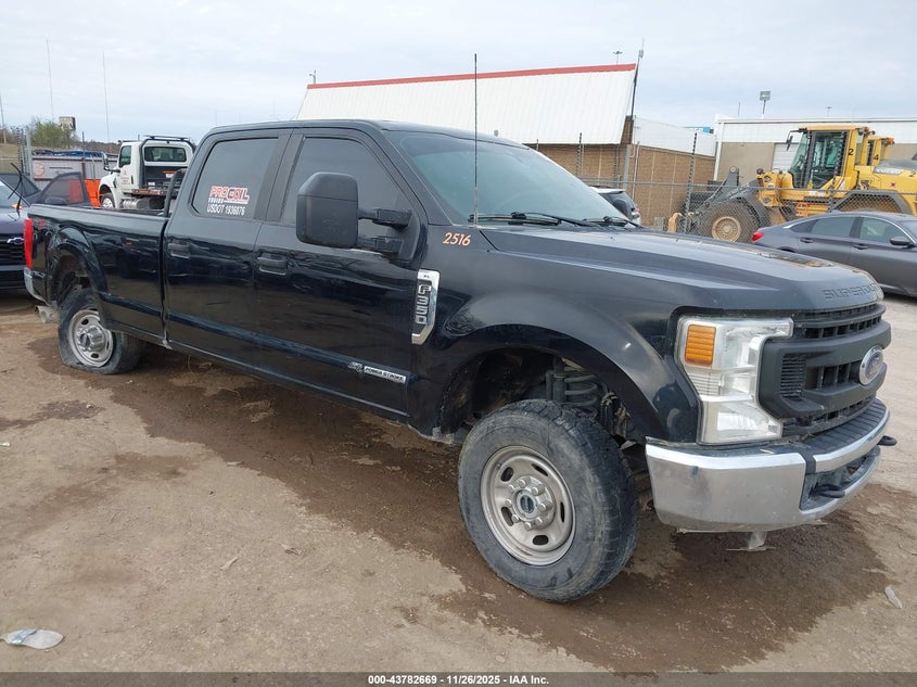 2022 FORD F-350 XL