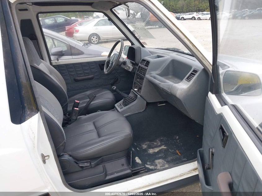 2CNBJ18U2L6227085 1990 GEO TRACKER photo no. 5