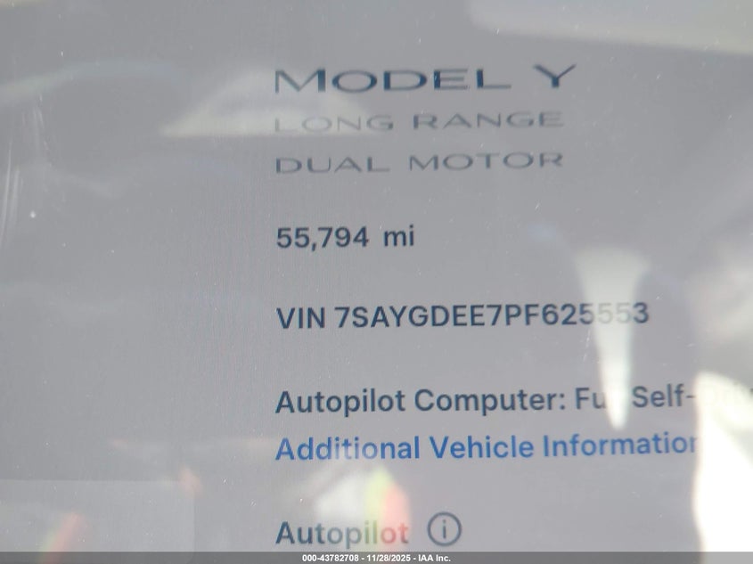 2023 Tesla Model Y Awd/Long Range Dual Motor All-Wheel Drive VIN: 7SAYGDEE7PF625553 Lot: 43782708