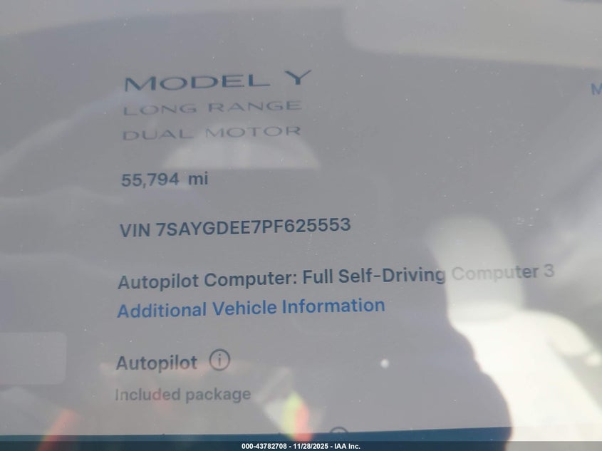 2023 Tesla Model Y Awd/Long Range Dual Motor All-Wheel Drive VIN: 7SAYGDEE7PF625553 Lot: 43782708