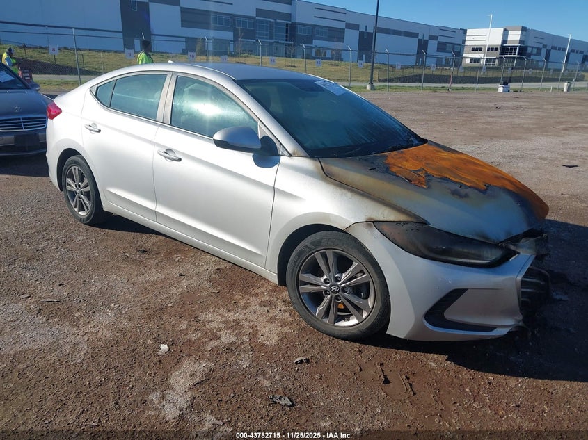 HYUNDAI ELANTRA SEL