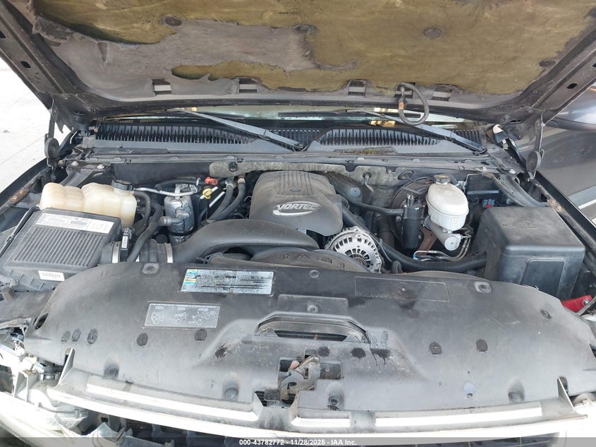 2003 Chevrolet Suburban 1500 Lt VIN: 3GNFK16Z63G154784 Lot: 43782772