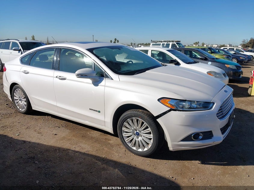 FORD FUSION HYBRID SE
