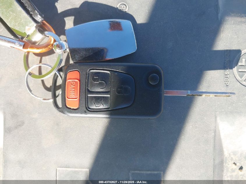 2001 Mercedes-Benz Slk 320 VIN: WDBKK65F01F202756 Lot: 43782827