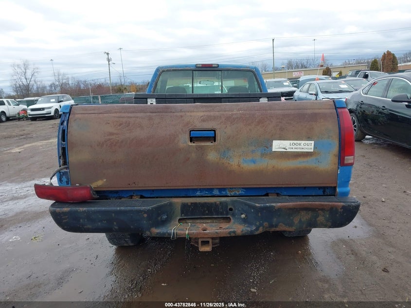 1995 GMC Sierra C2500 VIN: 1GTGC24K1SE530593 Lot: 43782846