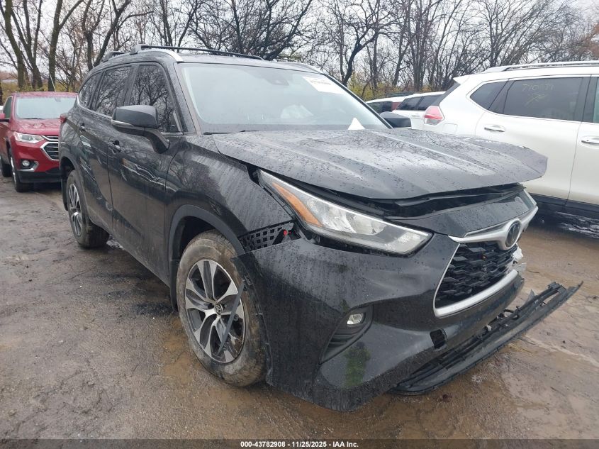 TOYOTA HIGHLANDER XLE