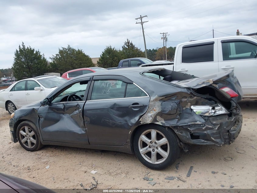 2008 Toyota Camry Se VIN: 4T1BE46K68U260302 Lot: 43782950