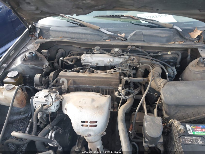 2000 Toyota Camry Le VIN: 4T1BG22K8YU617144 Lot: 43782955