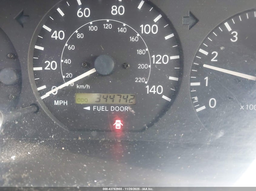 2000 Toyota Camry Le VIN: 4T1BG22K8YU617144 Lot: 43782955