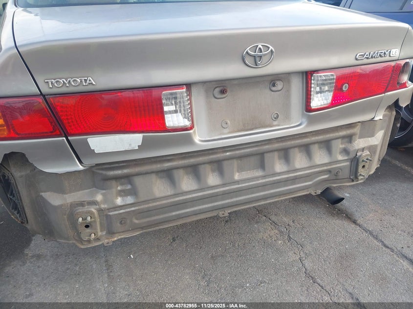 2000 Toyota Camry Le VIN: 4T1BG22K8YU617144 Lot: 43782955