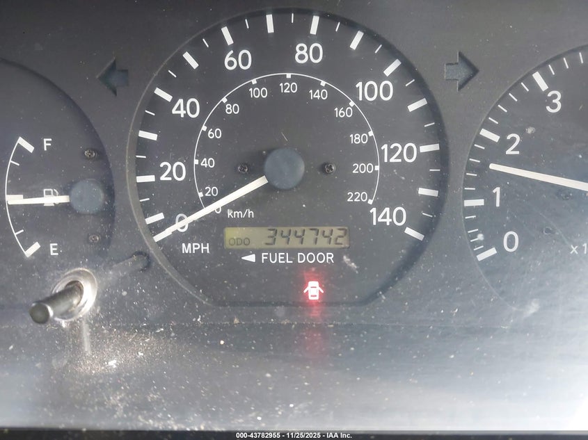 2000 Toyota Camry Le VIN: 4T1BG22K8YU617144 Lot: 43782955